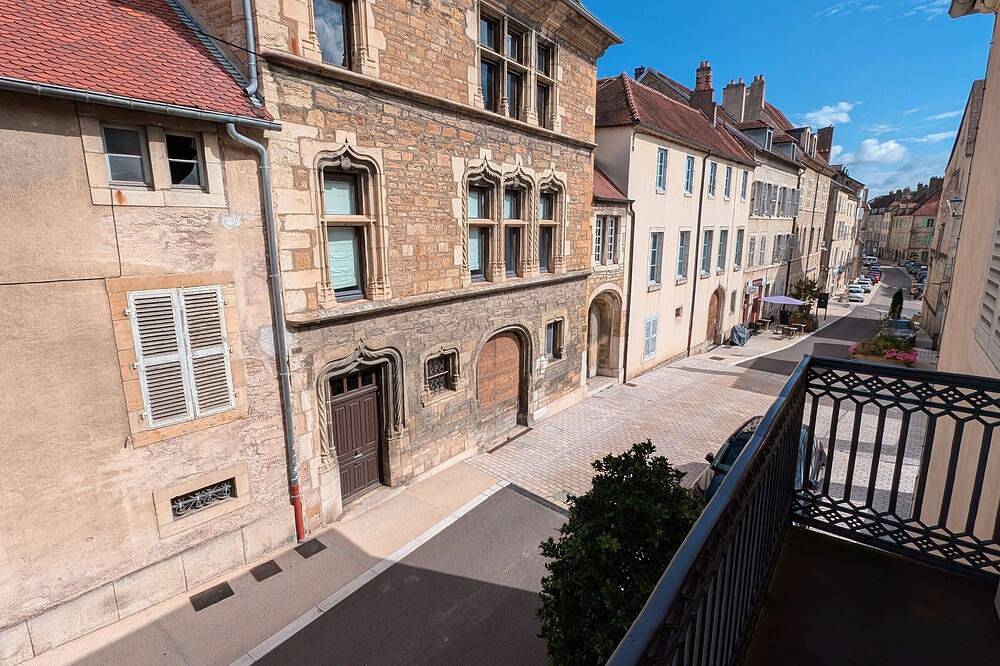 Appartement charmant au cœur de Vesoul avec parking privé in Vesoul, Haute-Saône
