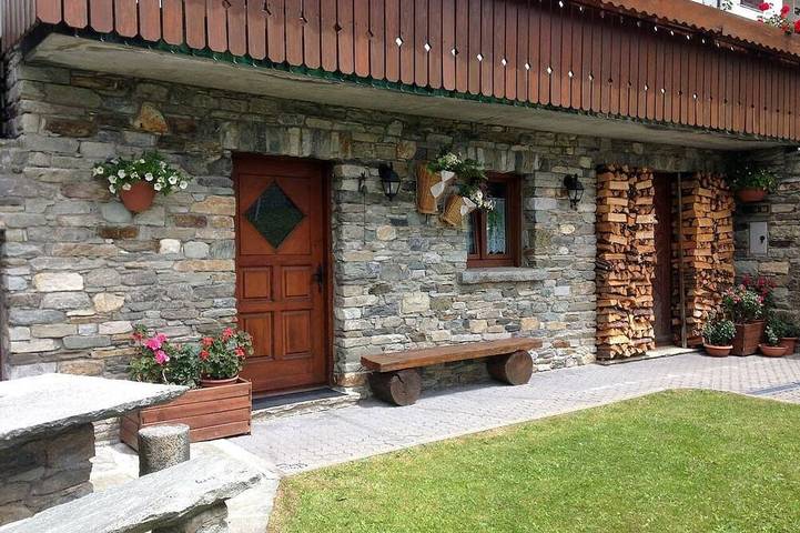Chalet für 4 Personen, mit Garten - 1
