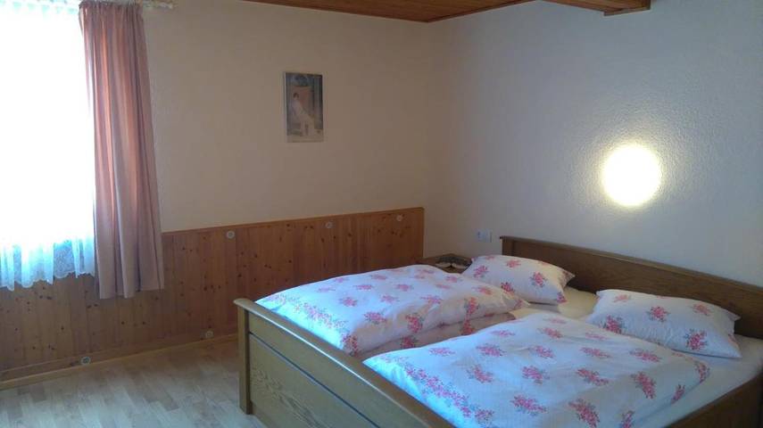 Ferienwohnung für 4 Personen, mit Terrasse und Pool in Brotterode-Trusetal - 2