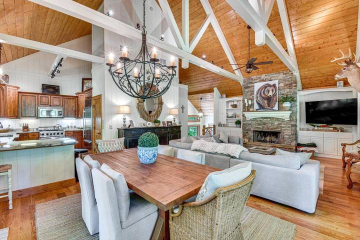 Ferienhaus für 16 Personen, mit Terrasse und Pool - 1