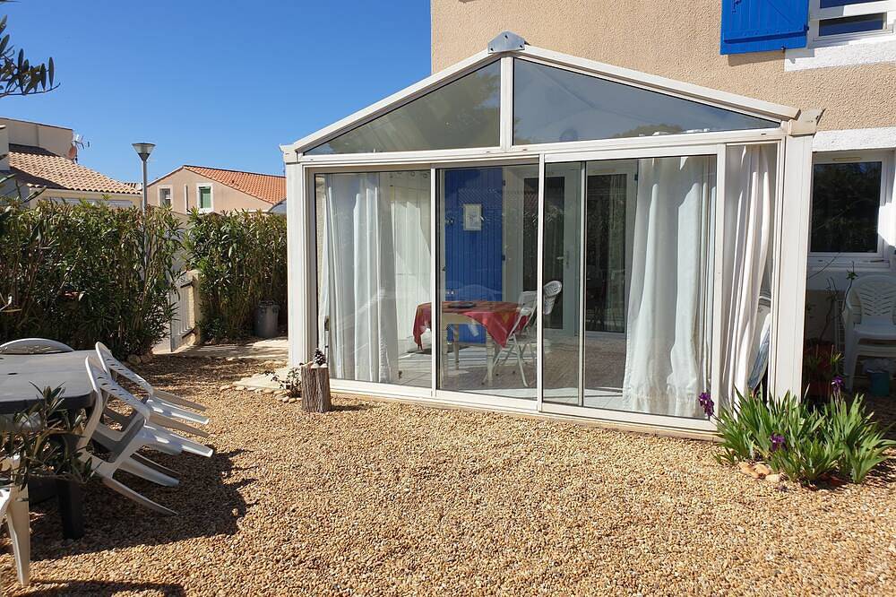 F3 house 20 minutes from the sea with verandas and ornamental garden. in Vic-la-Gardiole, Côte d'Améthyste