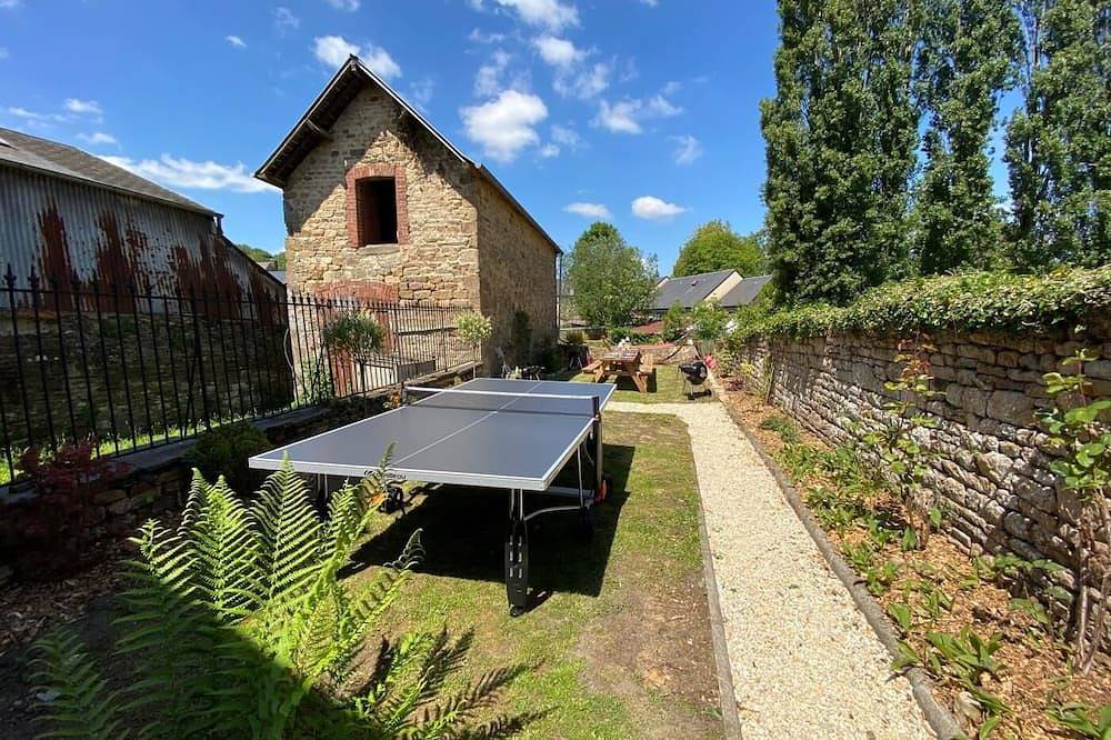 Adosado · Villedieu-les-Poêles · ★4,38 · 6 dormitorios · 9 camas · 3 baños in Villedieu-les-Poêles, Côte de la Déroute