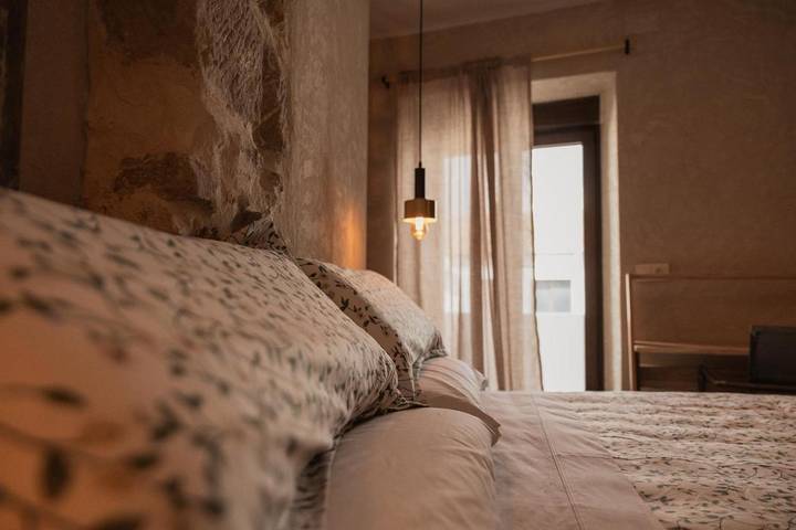 Casa rural para 2 personas, con piscina además de jacuzzi y balcón - 1