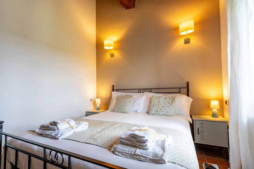 Poderino il Sole - Camera Vite in Lajatico, Pisa Provinz