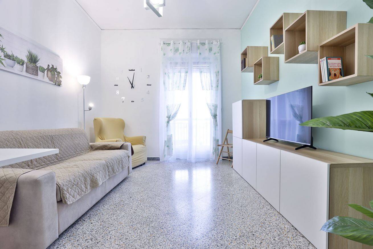 Apartamento entero, Guesthost - Casa Caramata - Airy Apartment near the Sea in Salerno, Costa tirrenica campania