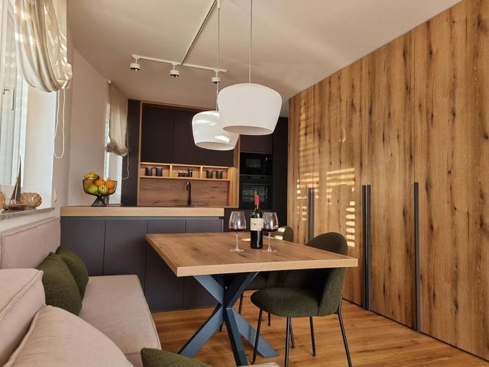 Ferienwohnung für 4 Personen, mit Seeblick und Ausblick sowie Terrasse