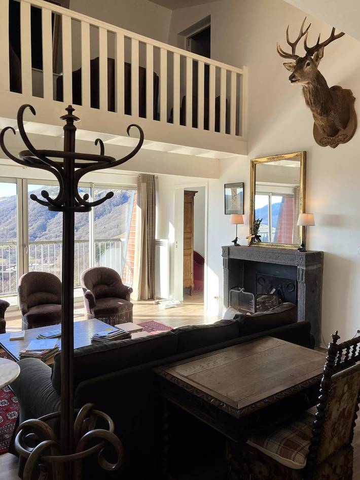 Gîte pour 8 personnes, avec Balcon à Saint-Jacques-des-Blats