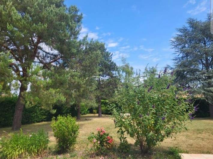 Location de vacances pour 4 personnes, avec jardin et jacuzzi à Noisy-le-Roi - 3