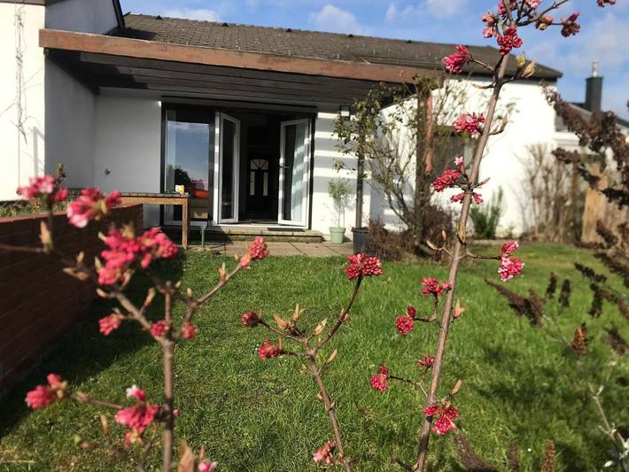 Ferienhaus für 4 Personen, mit Garten und Ausblick sowie Seeblick, kinderfreundlich am Neusiedler See