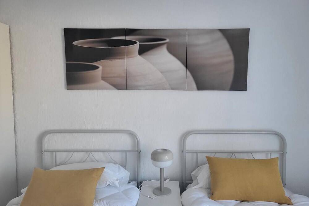 Casa Vacacional 'La Consulta De Paloma' con Vistas a la Montaña, Balcón y Wi-Fi in Riaza, Provincia de Segovia