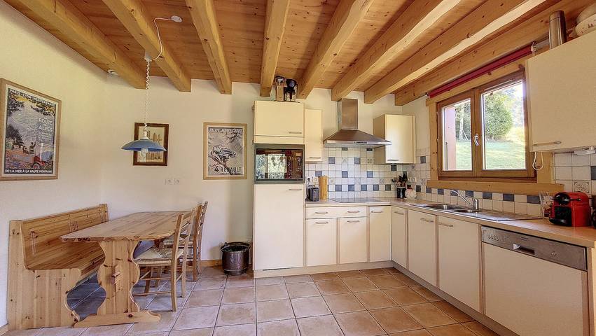 Location de vacances pour 10 personnes, avec jardin et terrasse, animaux acceptés à Le Biot - 4