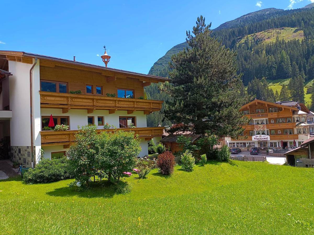 Cały apartament, One-Bedroom Apartment in Tux Alps, Hintertux