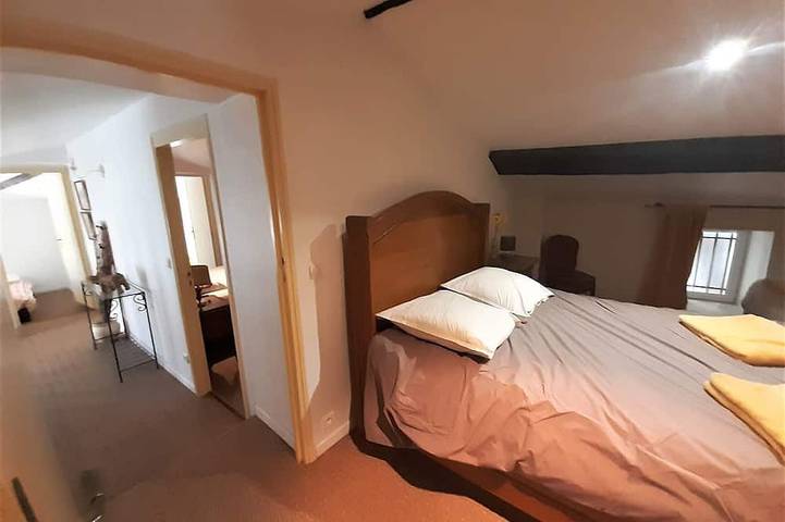 Location de vacances pour 10 personnes, avec jardin ainsi que terrasse et piscine à Redortiers - 3