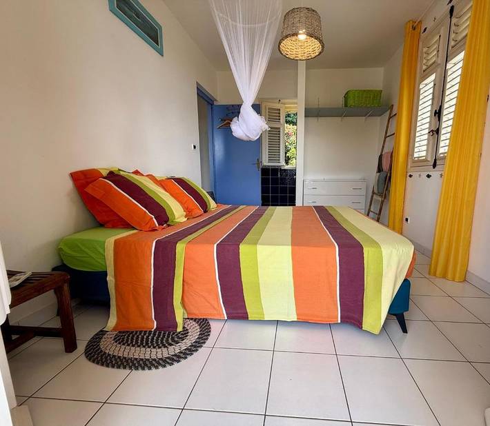 Location de vacances pour 8 personnes, avec piscine ainsi que jardin et vue à Case-Pilote - 3