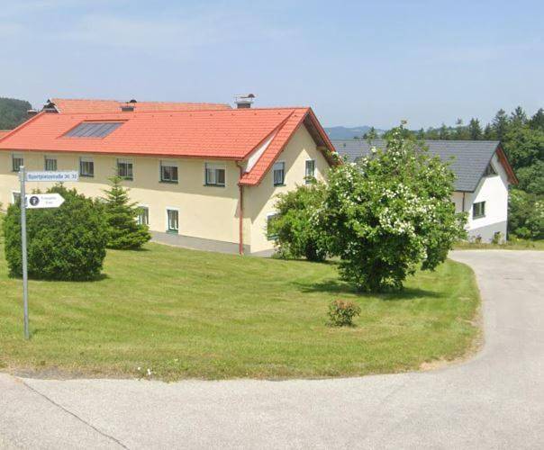 Ferienwohnung für 6 Personen, mit Terrasse und Ausblick