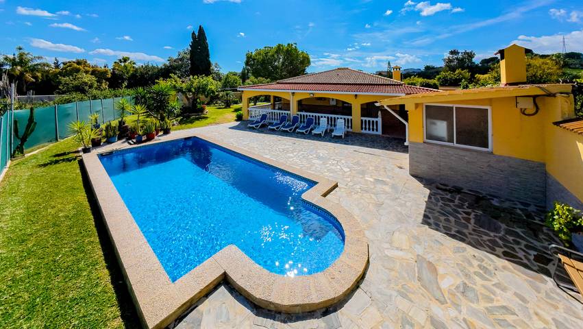 Casa rural para 6 personas, con terraza y jardín en Alhaurín de la Torre - 2