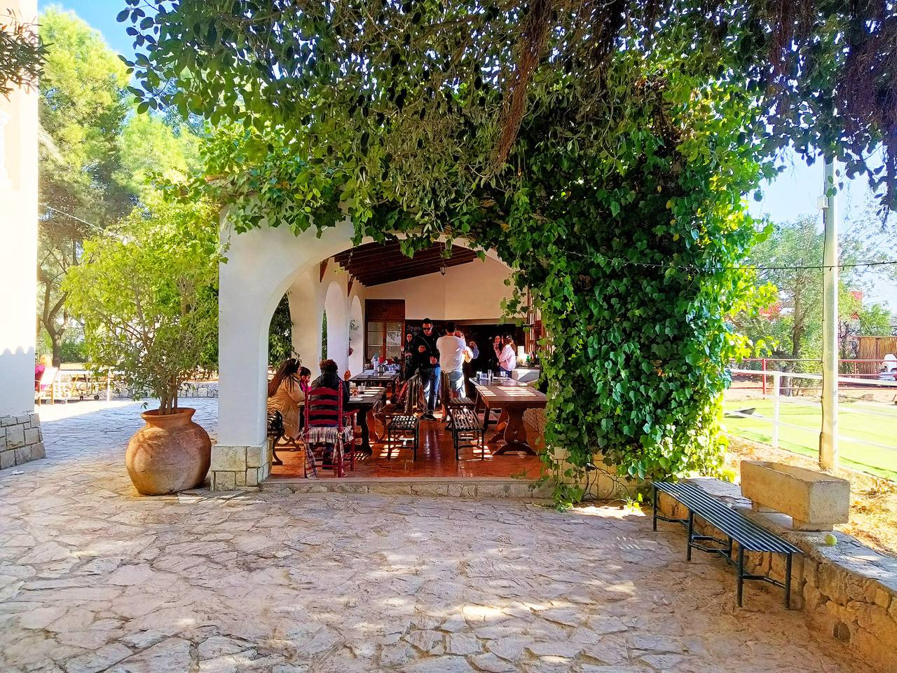 Villa '30 Personas, Piscina, Discoteca,10 Min Playa' con vistas a la montaña in El Barrio, San Juan Playa (Alicante)