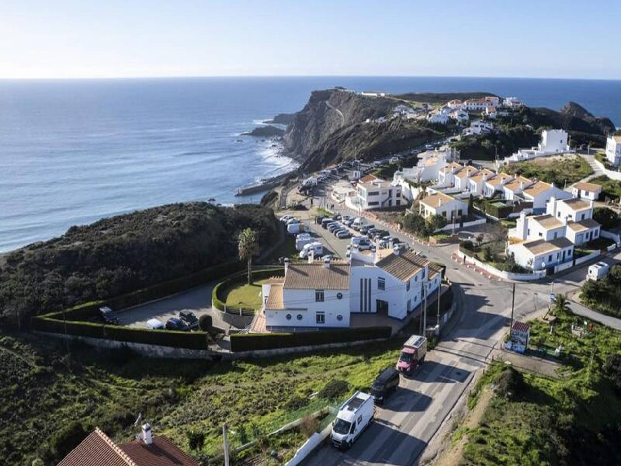 Apartamento inteiro, Apartamento de férias para 3 pessoas com varanda in Arrifana, Aljezur