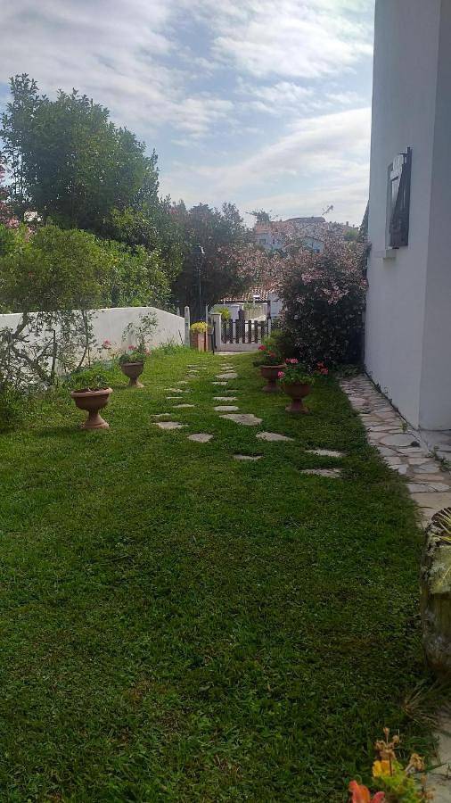Appartement entier, App ensoleillé Guéthary classé 2 * avec terrasse et jardin privatifs in Guéthary, Région de Bayonne