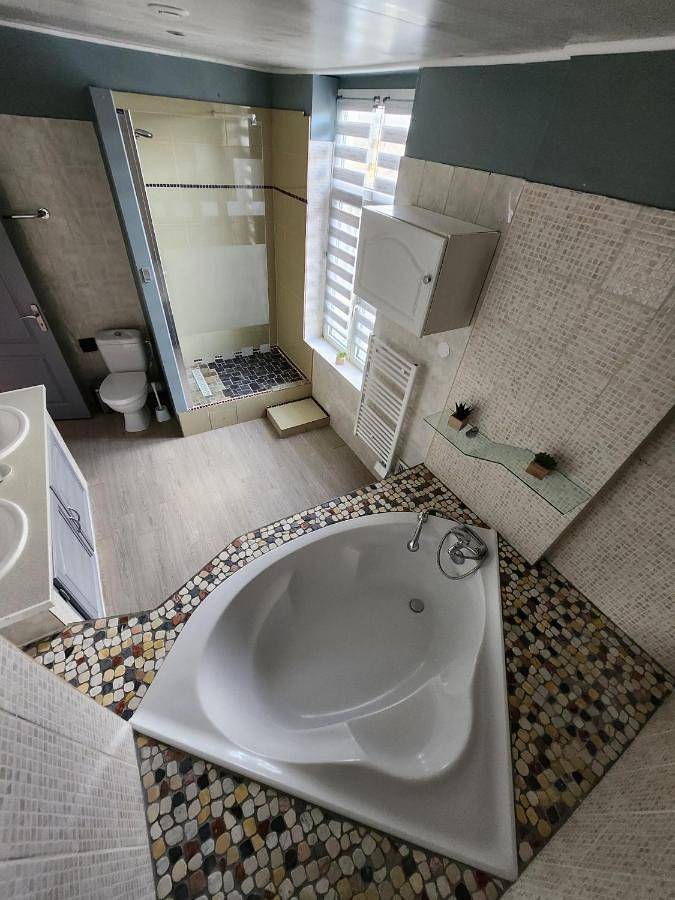 Location de vacances pour 10 personnes, avec terrasse, animaux acceptés à Vendin-le-Vieil - 3