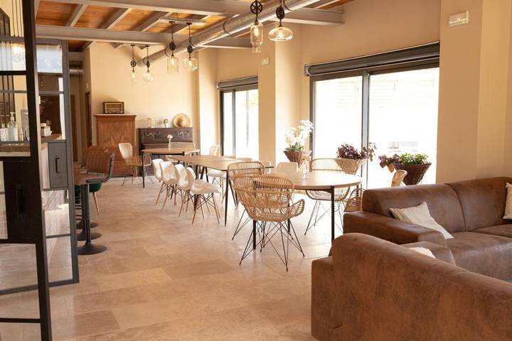 Location de vacances pour 15 personnes, avec jardin et piscine dans La Magdelaine-sur-Tarn - 4