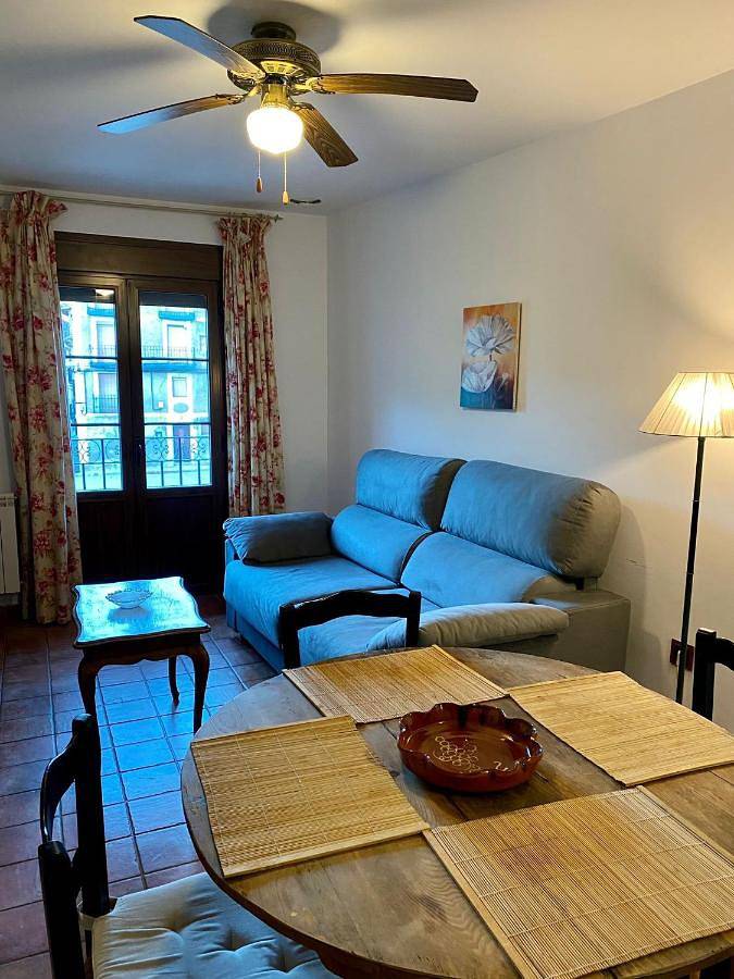 Apartamento entero, Apartamentos Turismo Rural Casa Alfós in Labuerda, Pirineo Aragonés