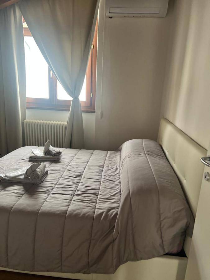 Villa pour 5 personnes, avec piscine ainsi que vue et balcon dans Lac de Côme - 2