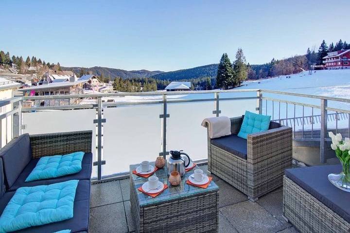 Ferienwohnung für 6 Personen, mit Balkon und Ausblick in Feldberg - 2
