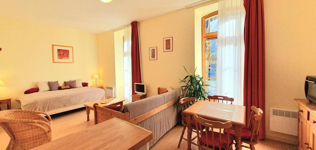 Gîte pour 4 personnes, avec jardin et balcon ainsi que sauna et vue dans Thermes d'Aulus-les-Bains - 2