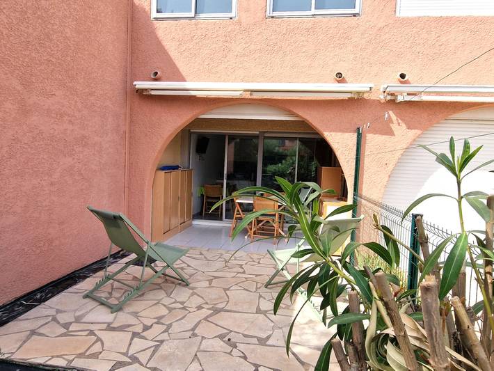 Gîte pour 4 personnes, avec Terrasse dans Plage des Elmes
