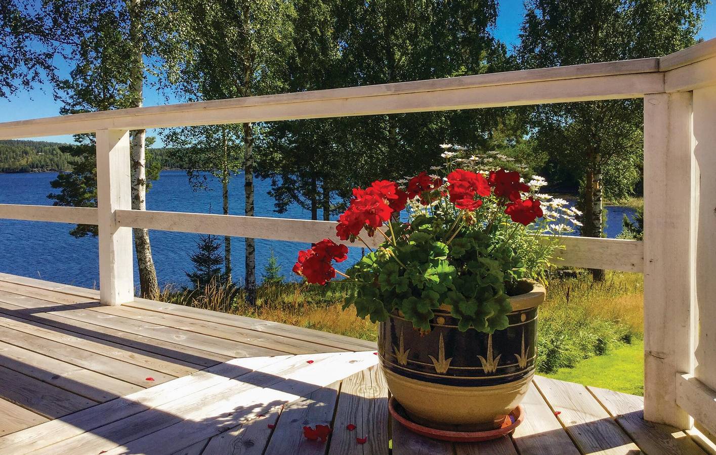 Ferienhaus für 6 Personen mit Terrasse in Dalslands Kanal