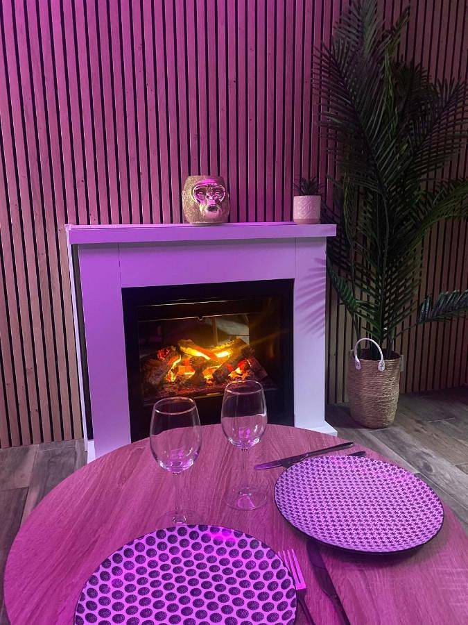 Gîte pour 2 personnes, avec jacuzzi à Valenciennes