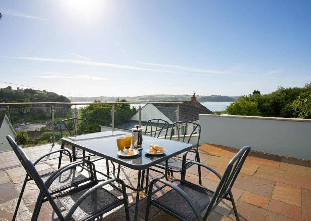 Lloret in Laugharne, Carmarthenshire