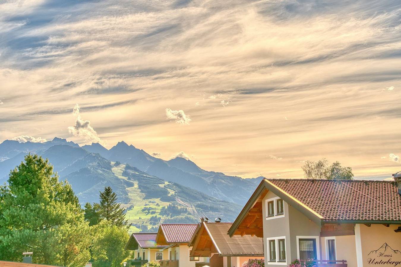 Appartement entier, Modern apartment near ski lifts with a big balcony in Zell am See, Alpes de Kitzbühel