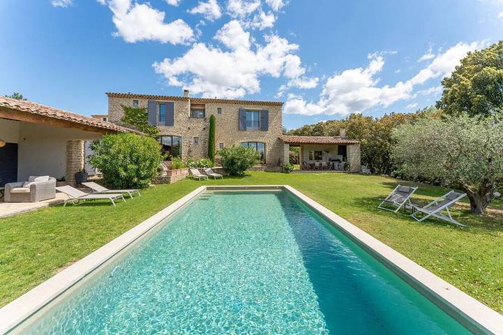 Villa pour 8 personnes, avec jardin et balcon à Gordes