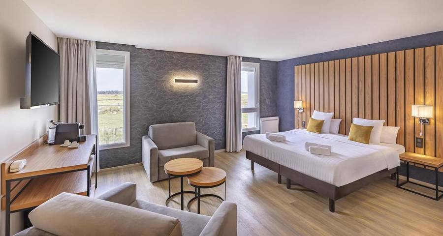 Hôtel pour 2 personnes, avec sauna ainsi que jardin et jacuzzi dans Casino De Plouescat