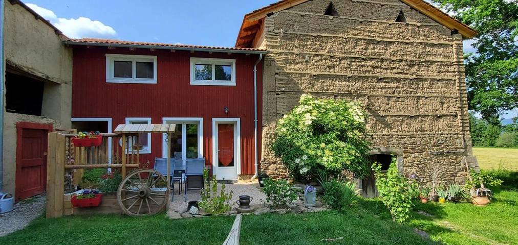 Gîte pour 4 personnes, avec jardin à Marsac-en-Livradois