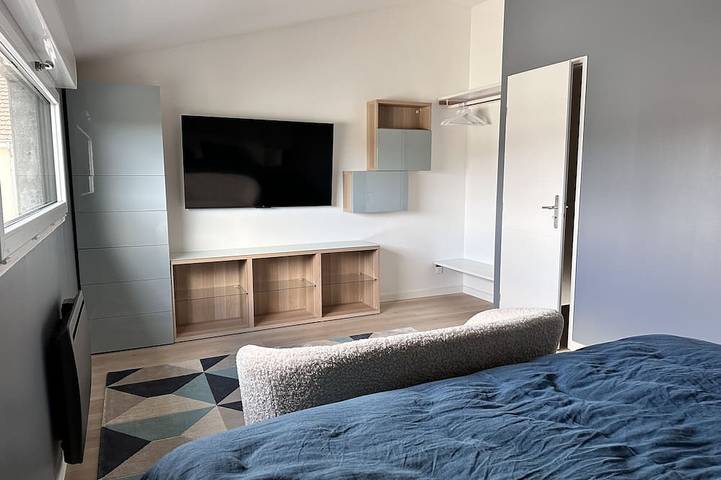 Gîte pour 9 personnes, avec terrasse et jardin à Les Attaques - 3