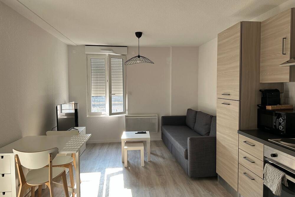 Appartement entier, Le Libournais - Une Chambre Appartement, Couchages 3 in Libourne, Région de Libourne