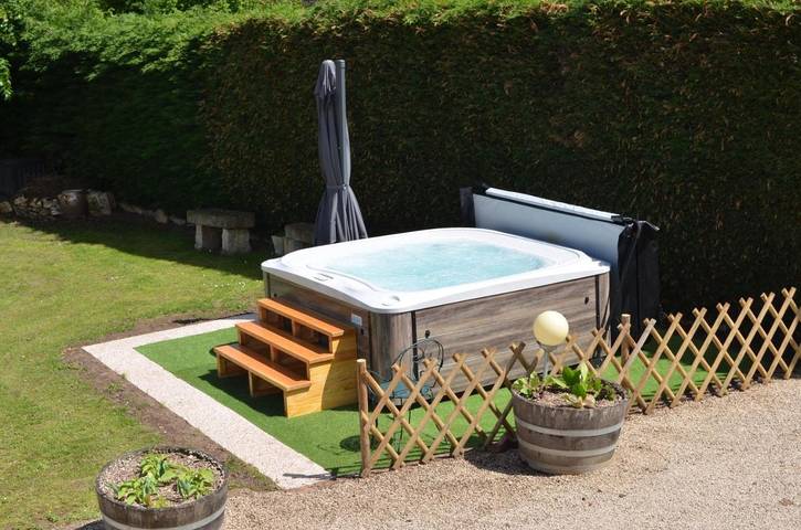 Maison d’hôte pour 2 personnes, avec Jacuzzi et Terrasse ainsi que Jardin et Piscine dans Saône-et-Loire - 3