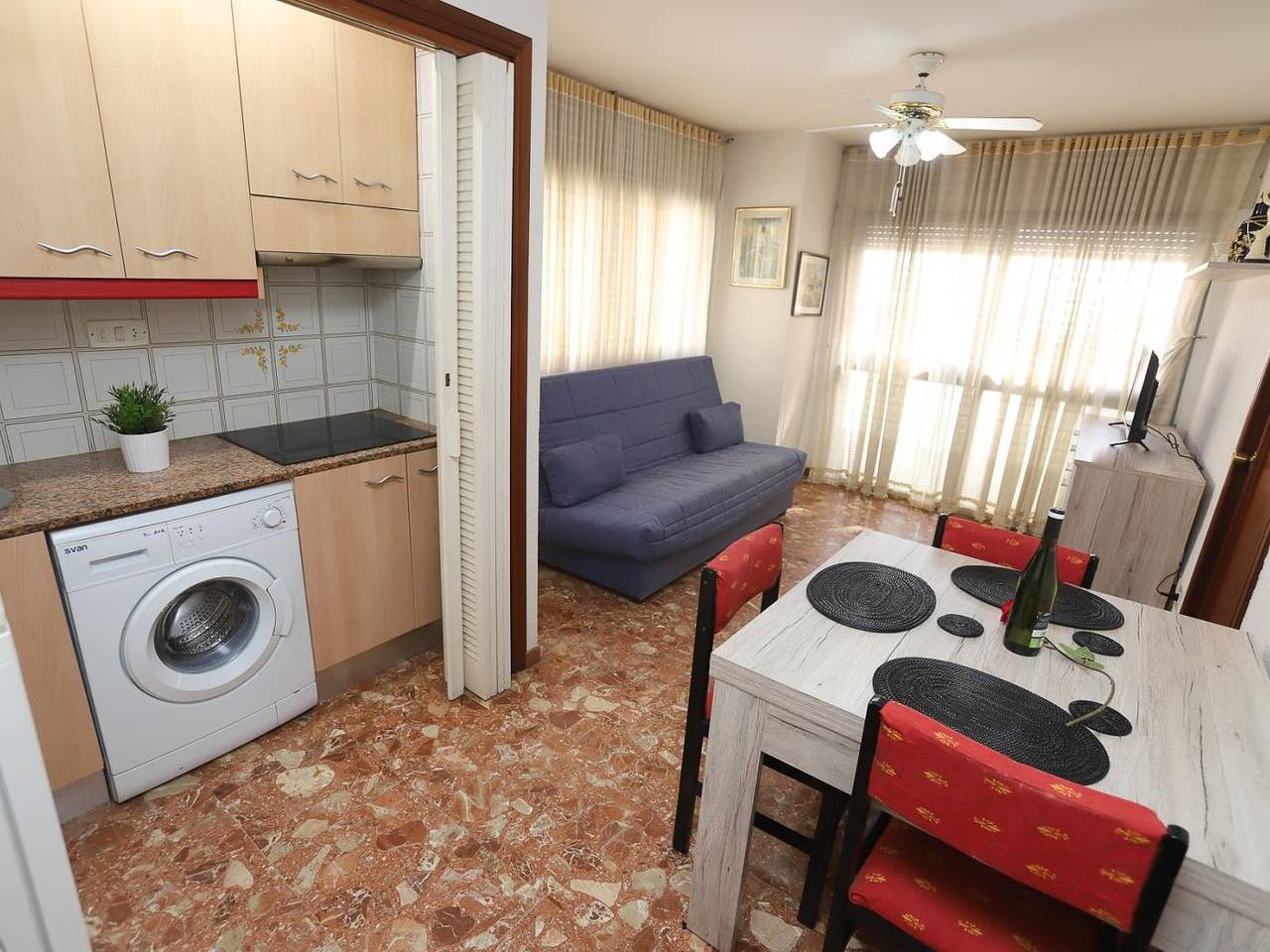 Entire holiday apartment, 165-Maresmo - Apartment For 4 Persons in Salou, Costa Dorada