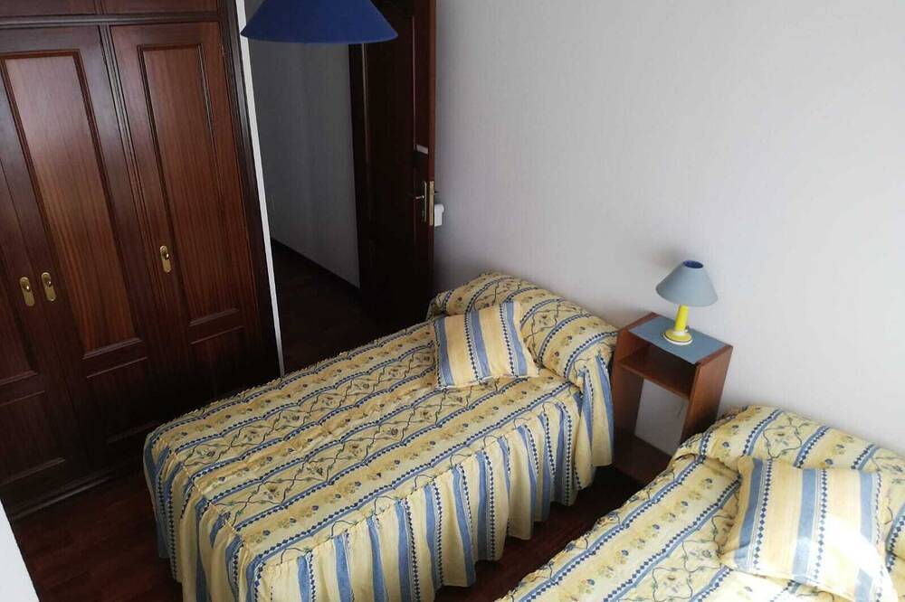 Apartamento entero, Apartamento al lado de la playa ideal para grupos in Baiona, Rias Baixas