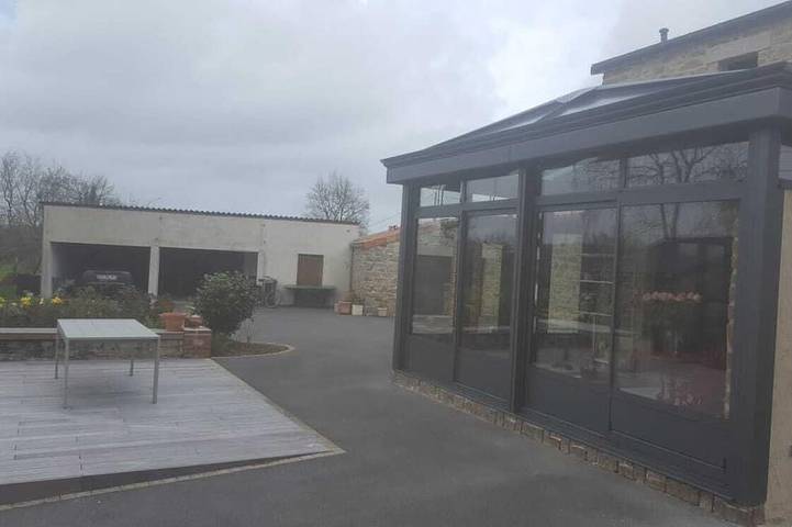 Gîte pour 3 personnes à Saint-Étienne-de-Montluc