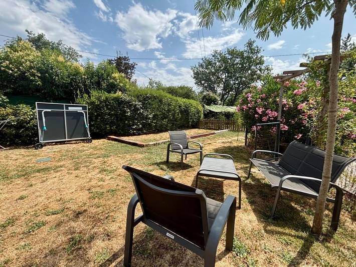 Location de vacances pour 4 personnes, avec jacuzzi et jardin à Tourves - 3