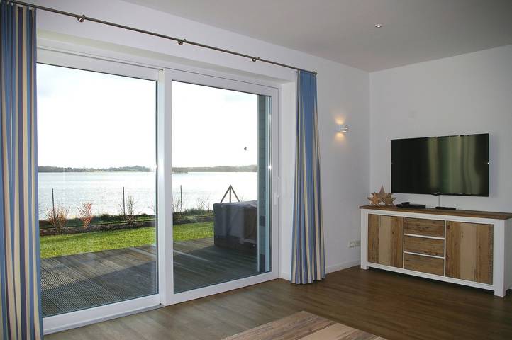 Ferienwohnung für 3 Personen, mit Terrasse und Garten sowie Seeblick in Schlei