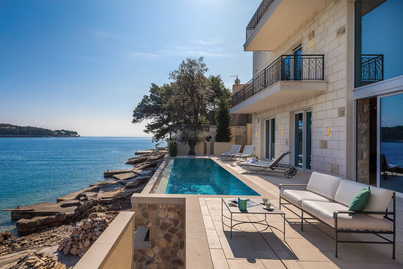 "Villa Stara" on Brac - Crovillas in Selca, Povlija, Selca und Sumartin