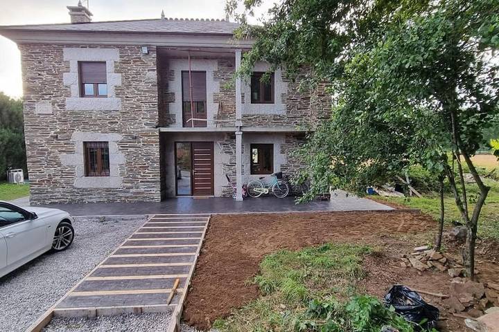 Casa rural para 6 personas, con jardín en Otero de Rey