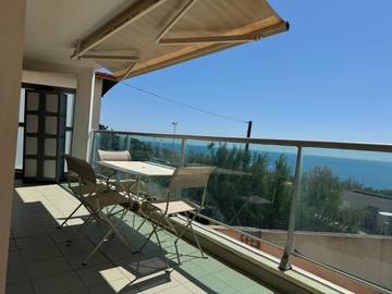 Gîte pour 4 personnes, avec vue et terrasse, animaux acceptés dans Plage de la Crique de l'Anau