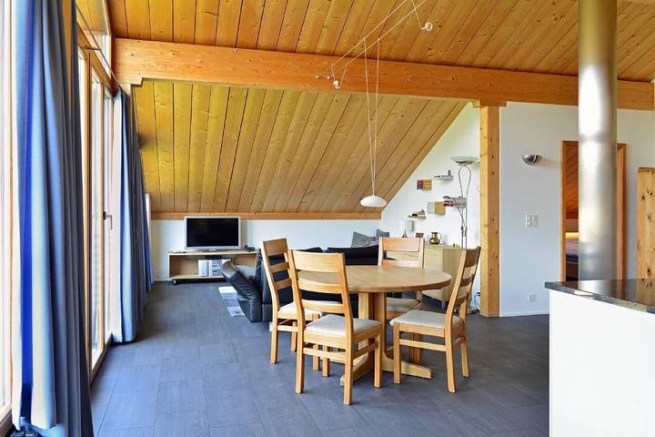 Ferienwohnung für 2 Personen, mit Balkon und Garten in Bever - 2