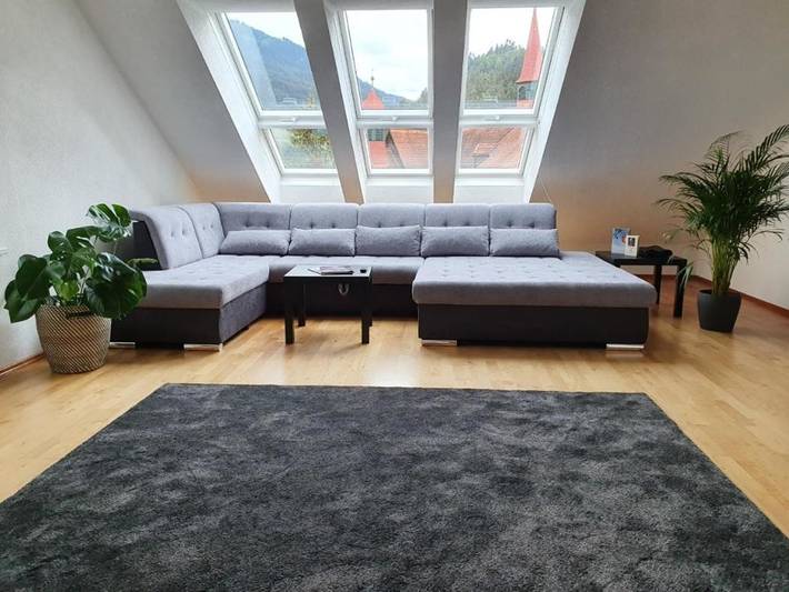 Ferienwohnung für 6 Personen, mit Ausblick in Landeck